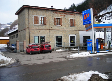 VETTO D'ENZA VETTO D'ENZA